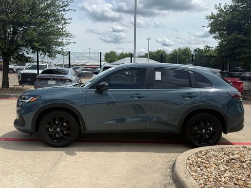 Used 2024 Honda HR-V Sport image 2