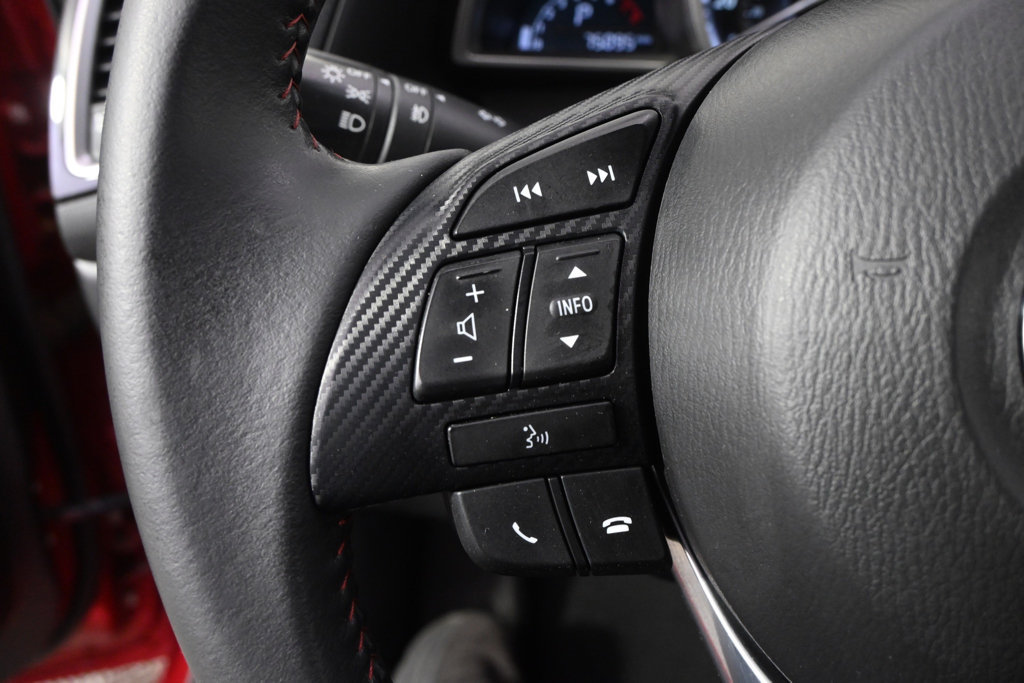 Used 2015 MAZDA MAZDA3 i Touring FWD image 33