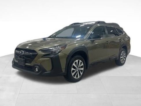 Certified 2023 Subaru Outback Premium image 3