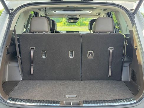 Used 2022 Kia Telluride SX w/ Towing Package FWD image 36
