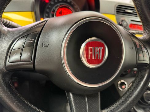Used 2013 FIAT 500 Sport image 18