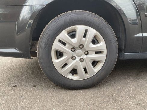 Used 2017 Dodge Grand Caravan SE w/ Power Window Group image 31