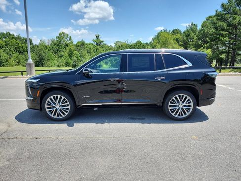 New 2025 Buick Enclave Avenir w/ Super Cruise Package image 2