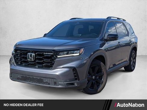Certified 2025 Honda Pilot Black Edition image 1