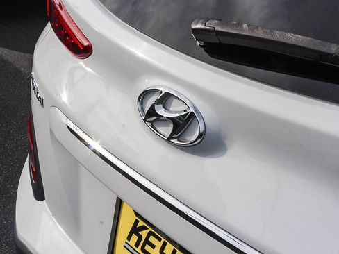 Used 2020 Hyundai Kona Limited FWD image 11