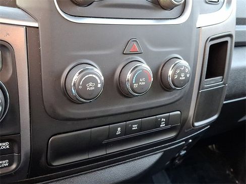 Used 2024 RAM 1500 Classic Warlock image 15