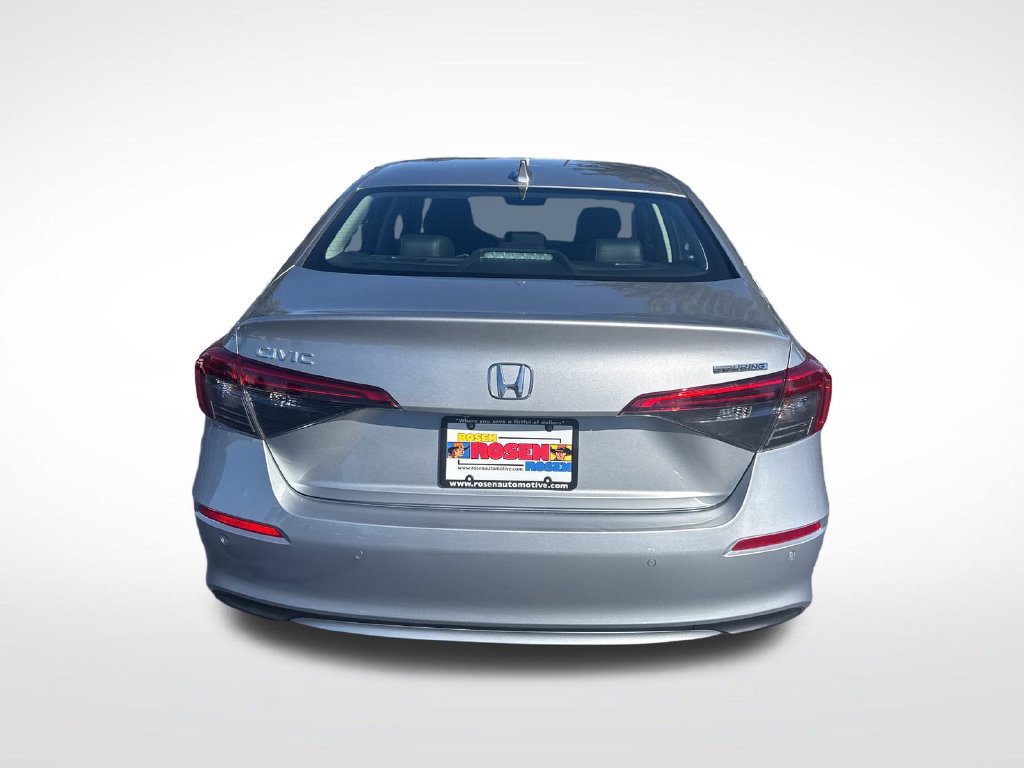Used 2024 Honda Civic Touring image 4