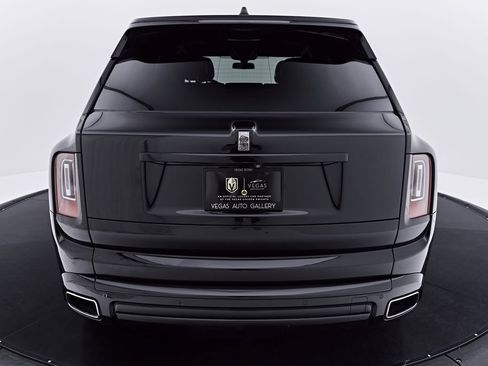 Used 2020 Rolls-Royce Cullinan AWD/4WD image 30