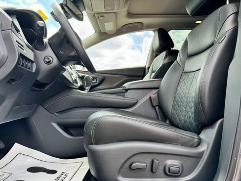 Used 2023 Nissan Murano Platinum w/ Cargo Package FWD image 19