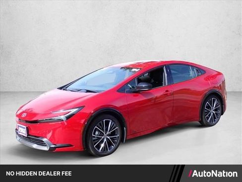 Used 2024 Toyota Prius XLE AWD/4WD image 1