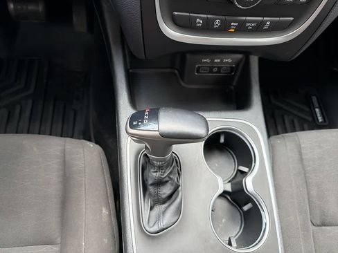 Used 2020 Dodge Durango SXT AWD/4WD image 34