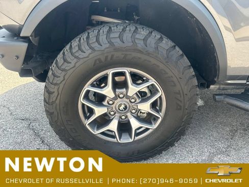 Used 2024 Ford Bronco Badlands AWD/4WD image 48