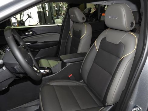 New 2026 Chevrolet Trax ACTIV w/ Driver Confidence Package FWD image 25