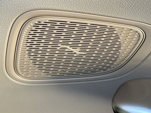 New 2026 Mercedes-Benz GLC 300 image 6