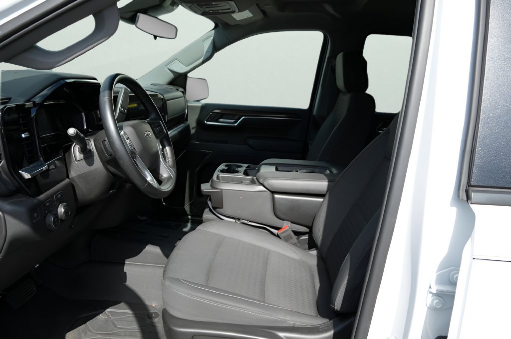 Used 2024 Chevrolet Silverado 1500 RST AWD/4WD image 20
