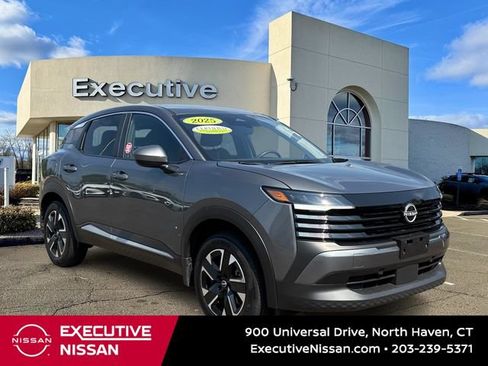 Certified 2025 Nissan Kicks SV w/ Illumination Package AWD/4WD image 1