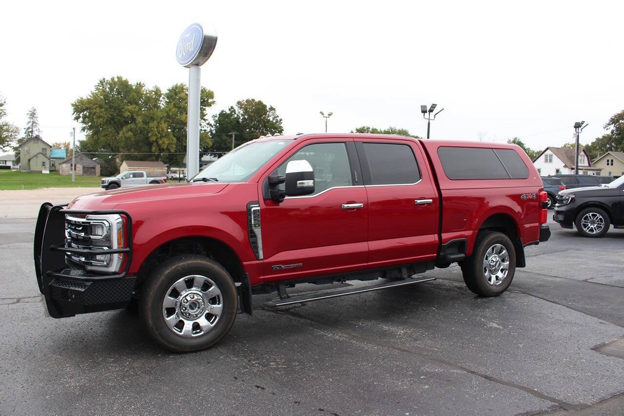 Used 2023 Ford F250 Lariat w/ Lariat Ultimate Package AWD/4WD image 1