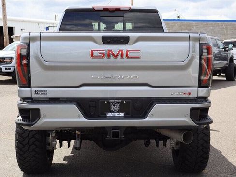 Used 2025 GMC Sierra 3500 AT4 w/ AT4 Premium Plus Package AWD/4WD image 4