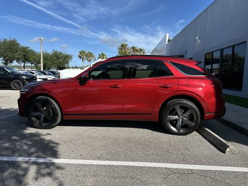 Used 2024 Genesis GV70 3.5T Sport w/ Sport Advanced Package AWD/4WD image 5