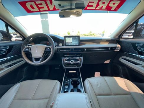 Used 2022 Lincoln Corsair Reserve image 27