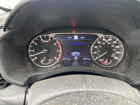 Used 2024 Nissan Altima 2.0 SR FWD image 14