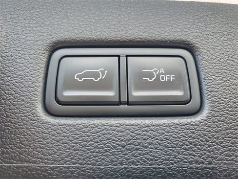 Used 2025 Kia Telluride S image 8