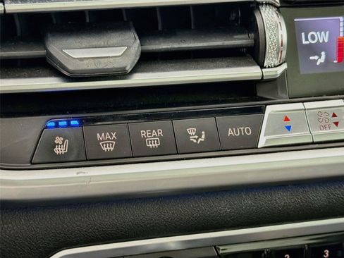 Used 2022 BMW X5 xDrive45e w/ M Sport Package AWD/4WD image 20