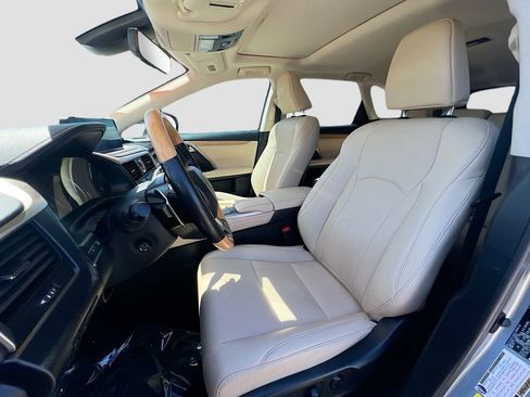 Used 2022 Lexus RX 350L FWD w/ Premium Package image 20