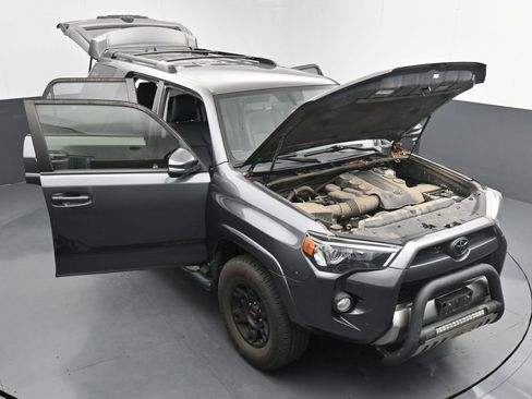 Used 2019 Toyota 4Runner TRD Off-Road Premium AWD/4WD image 43