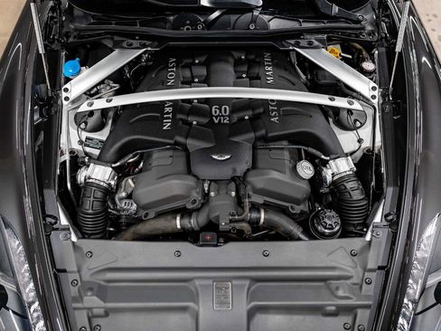 Used 2012 Aston Martin Virage Volante RWD image 14