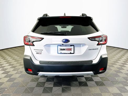 Used 2024 Subaru Outback Limited AWD/4WD image 9