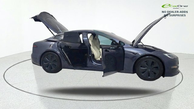 Used 2024 Tesla Model S AWD/4WD image 10