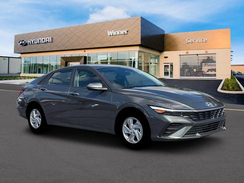 New 2026 Hyundai Elantra SE image 10