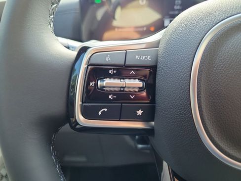 New 2026 Kia Carnival EX FWD image 26
