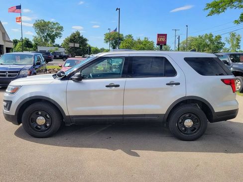 Used 2018 Ford Explorer 4WD Police Interceptor image 3
