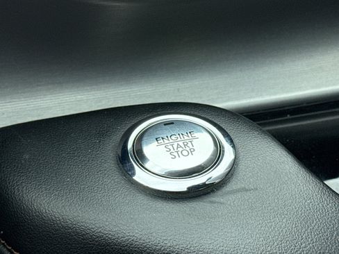 Used 2022 Lincoln Aviator AWD w/ Premium Package image 22