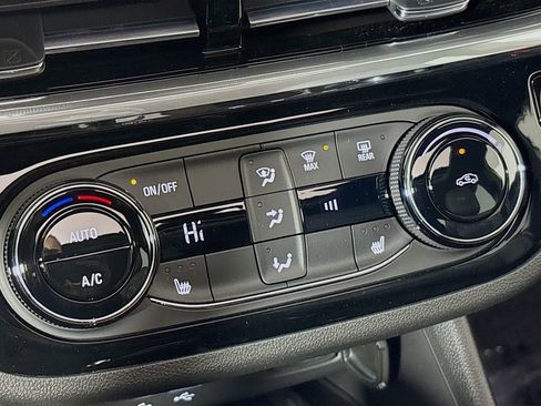 New 2026 Buick Envista Sport Touring w/ Studio Series FWD image 16