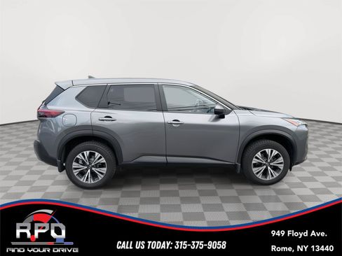 Used 2023 Nissan Rogue SV AWD/4WD image 6