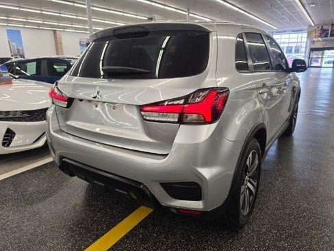 Used 2022 Mitsubishi Outlander Sport ES FWD image 5