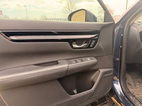 Used 2023 Honda CR-V EX-L image 11