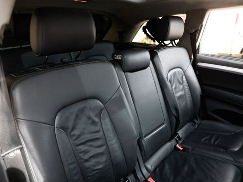 Used 2010 Audi Q7 3.6 Premium image 12