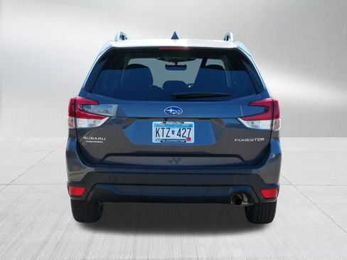 Used 2023 Subaru Forester Premium AWD/4WD image 6