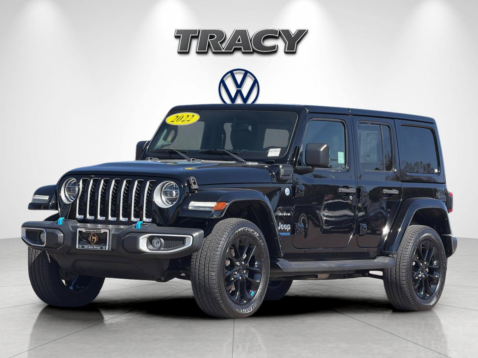 Used 2022 Jeep Wrangler Unlimited Sahara AWD/4WD image 8