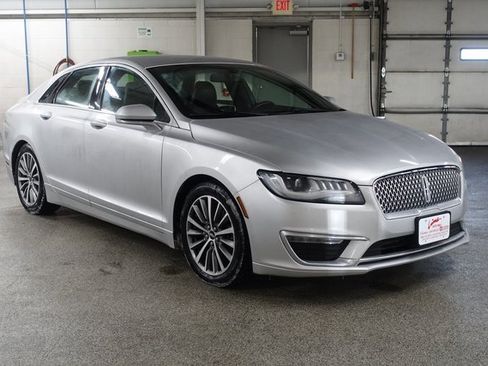 Used 2018 Lincoln MKZ Premiere image 1
