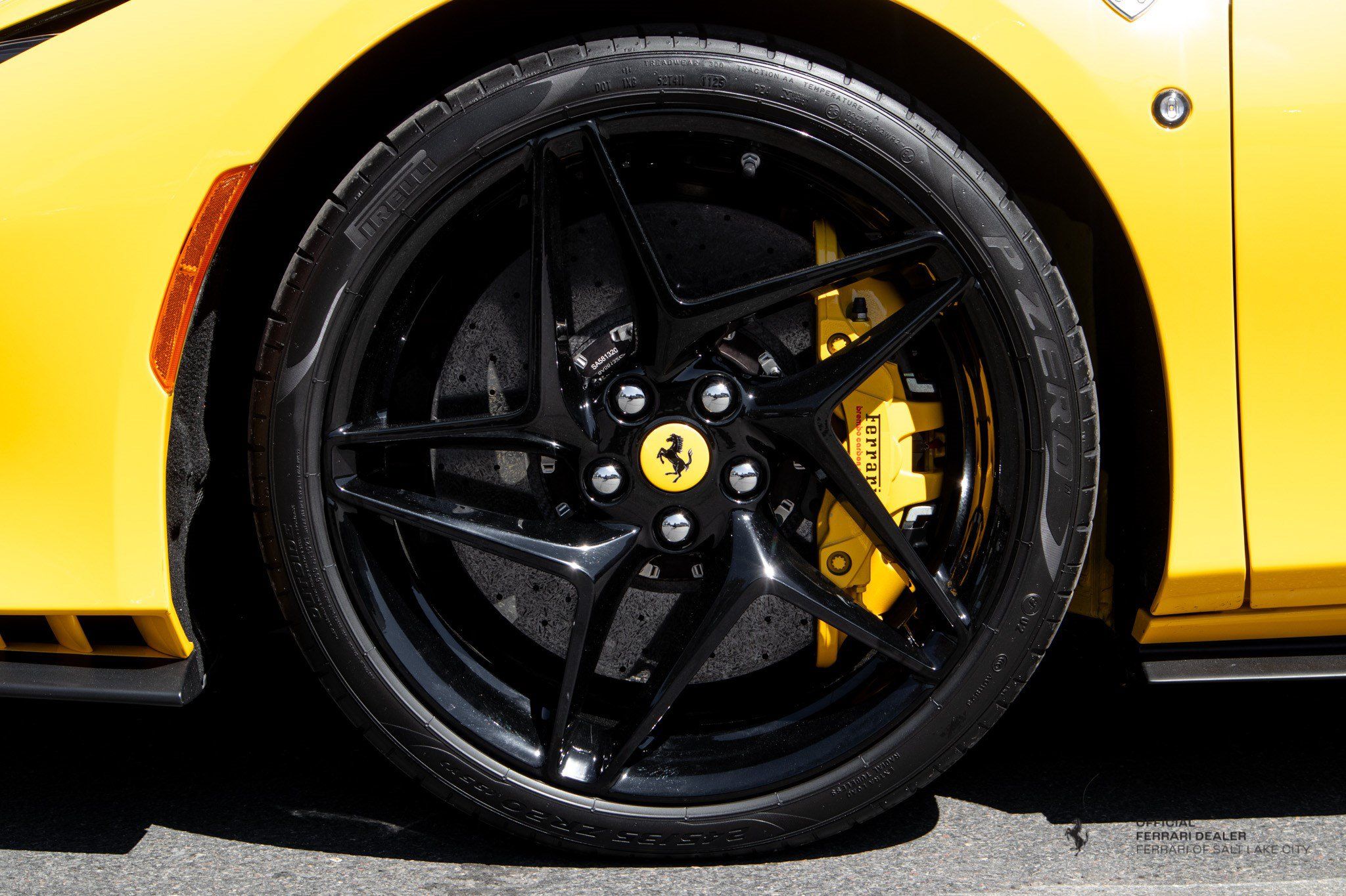 Used 2021 Ferrari F8 Tributo RWD image 12