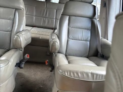 Used 2002 GMC Savana 1500 w/ SLE Marketing Option Pkg 3 RWD image 20