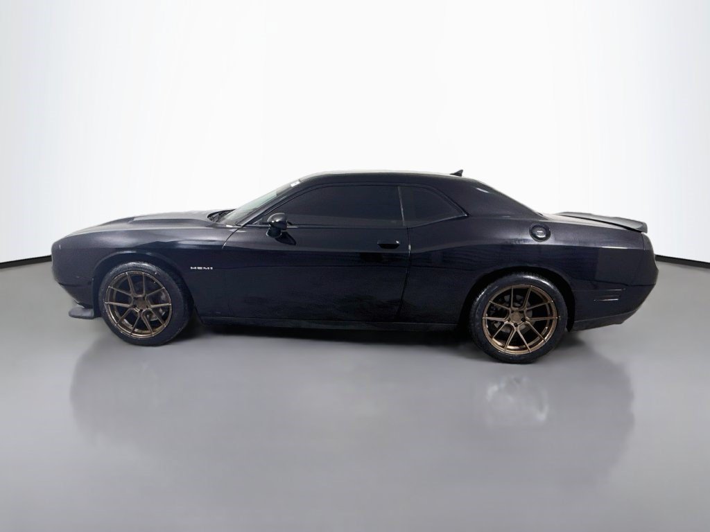 Used 2020 Dodge Challenger R/T RWD image 6