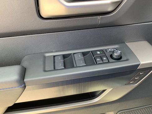 New 2026 Toyota Tundra Platinum AWD/4WD image 12