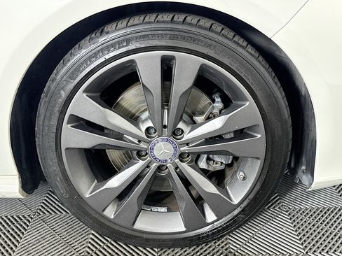 Used 2016 Mercedes-Benz CLA 250 image 30