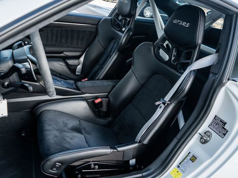 Used 2016 Porsche 911 GT3 RS image 25